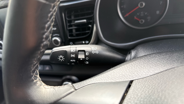 Kia Rio 1.4 3 5dr Auto [6 Speed] Petrol Hatchback